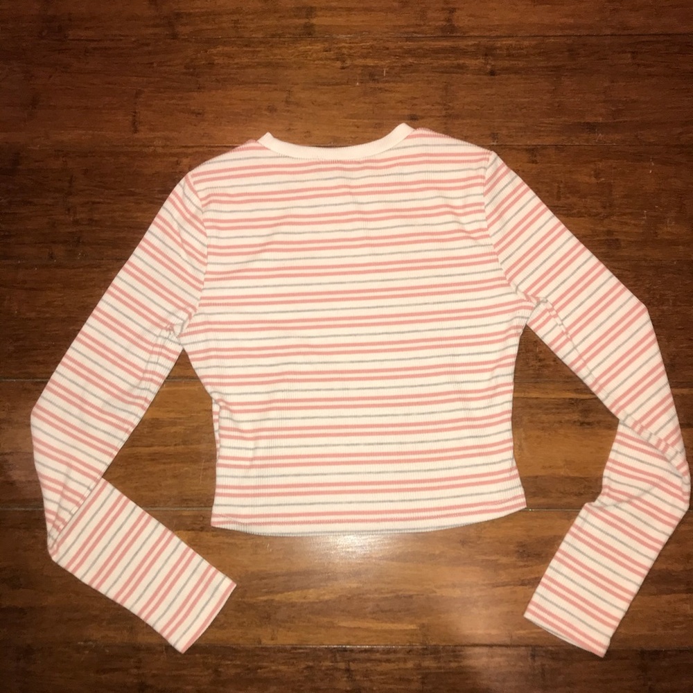 Striped long sleeved crop top - Picture 2 of 3
